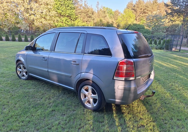 Opel Zafira cena 14300 przebieg: 195678, rok produkcji 2005 z Białobrzegi małe 106